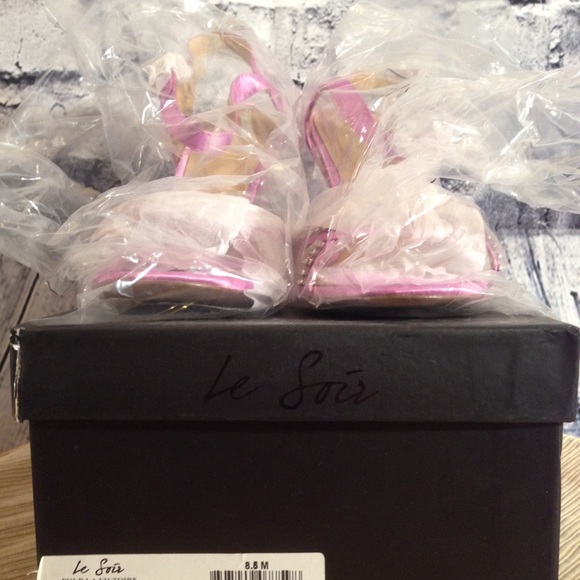 Le Soir Estee Lilac Stain Heels 8.5M Pour La Vic. - Picture 4 of 8